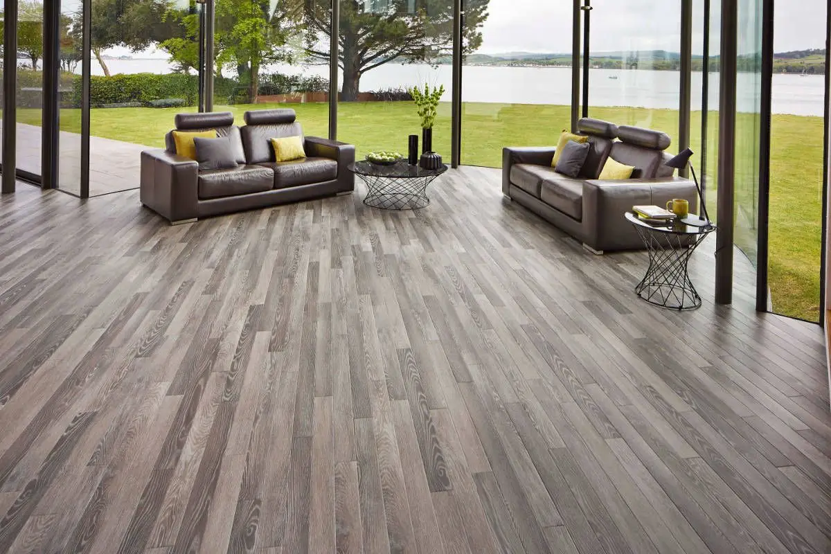 Professional Luxury Vinyl Plank Flooring in Triangle, VA